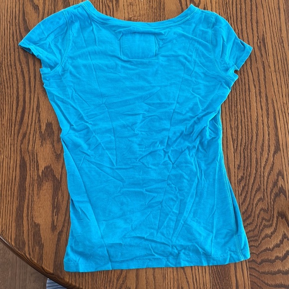 Abercrombie & Fitch small v neck t shirt lightly worn - Picture 2 of 2